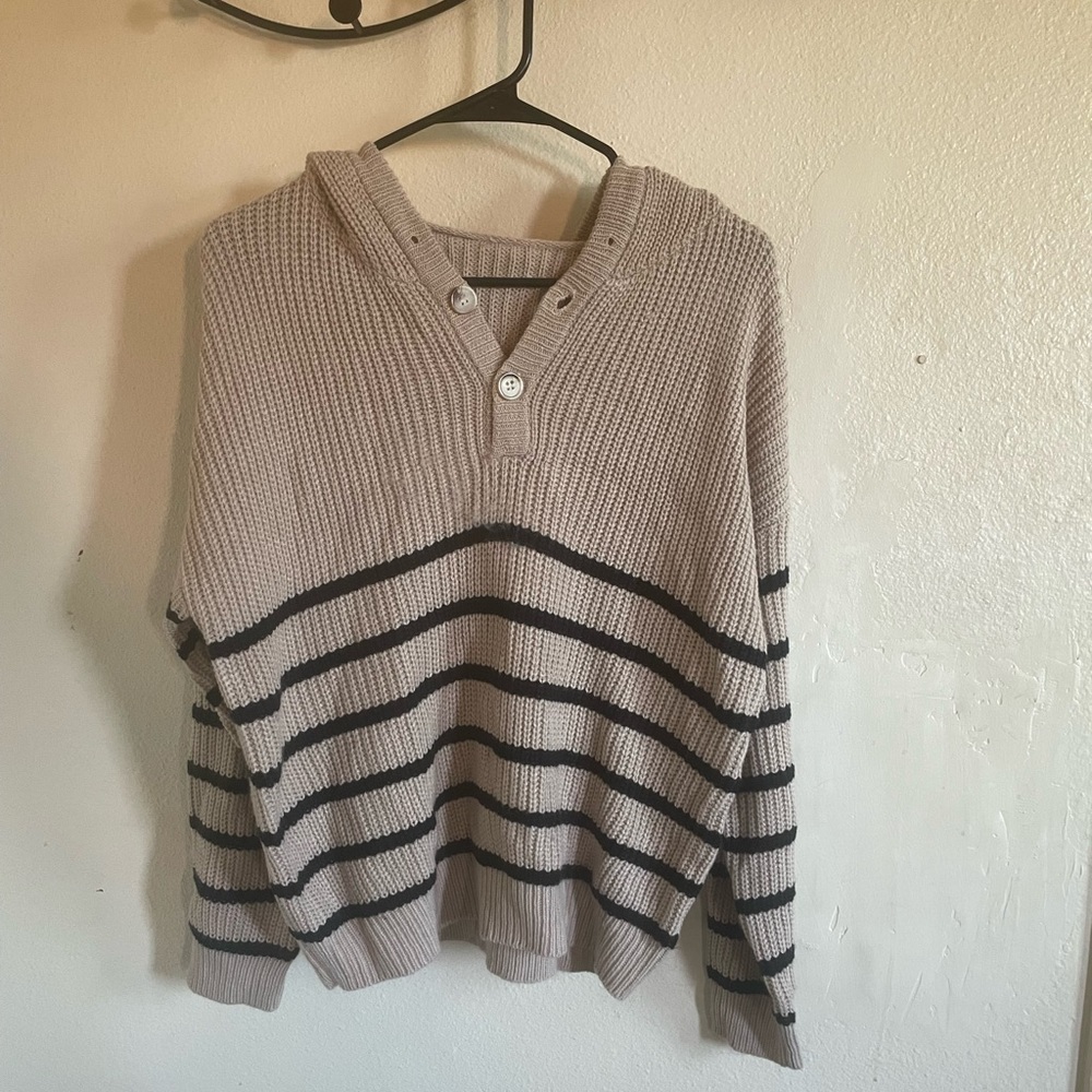 Ladies sweater with hood, small,